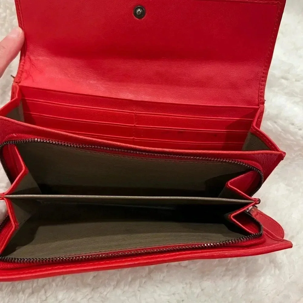 AS-IS Bottega Veneta snakeskin wallet Red - USED